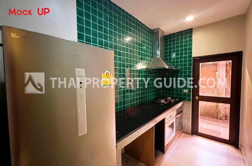 House with Private Pool in Sukhumvit 